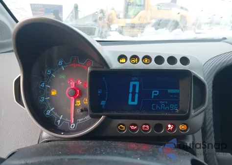 2015 Chevrolet Sonic Ls Auto из США, поврежденный, VIN 1G1JA5SH0F4115600